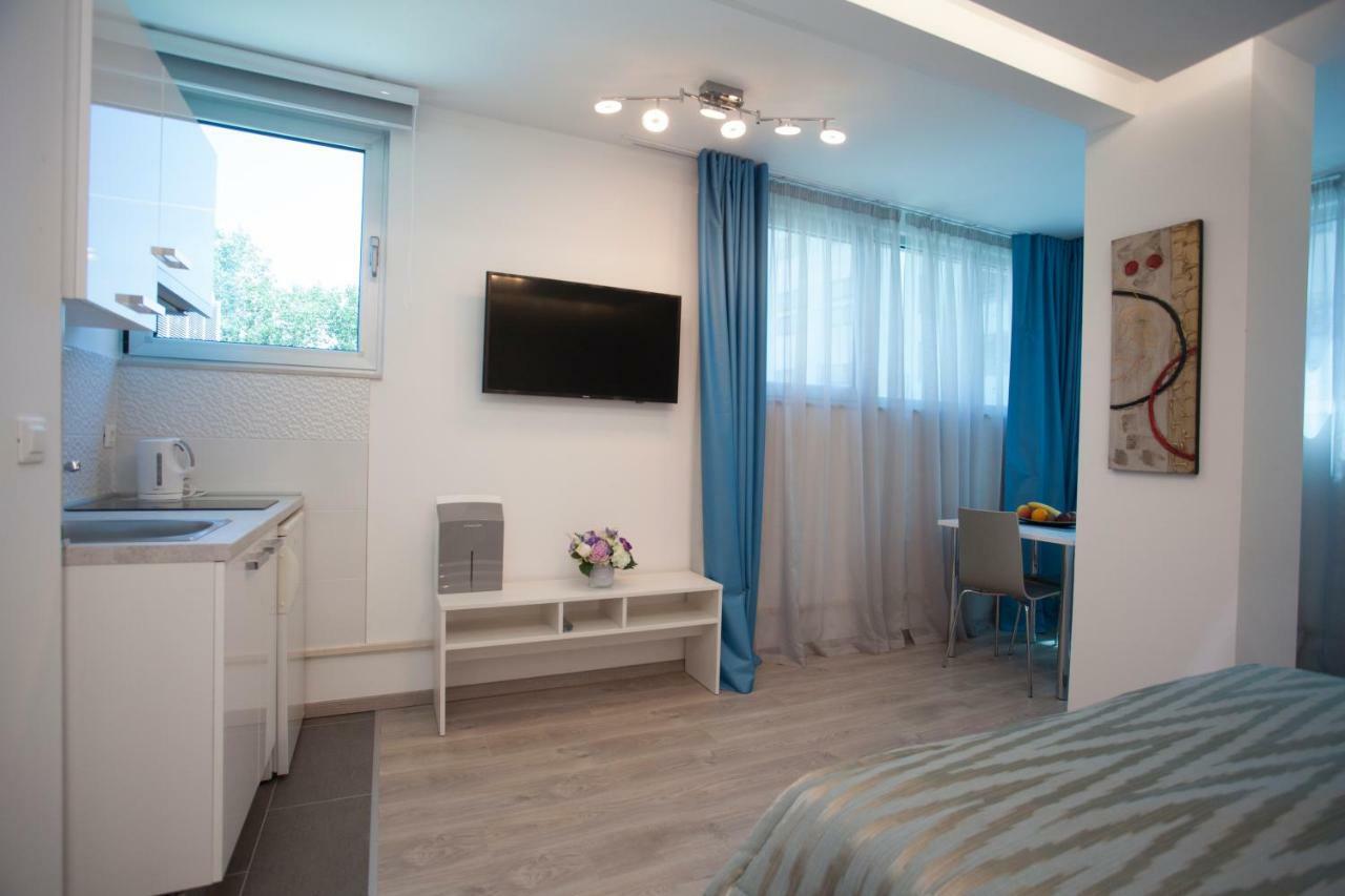 Apartments Lovret Flowers スプリト エクステリア 写真